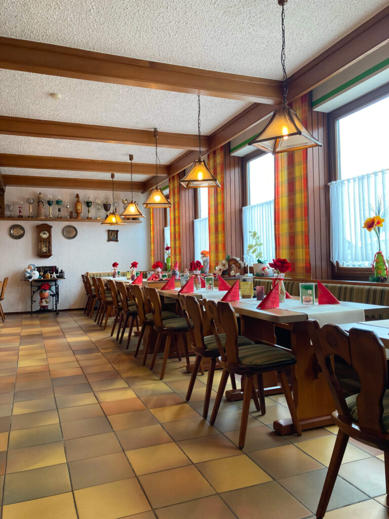 Blick auf die Gaststube