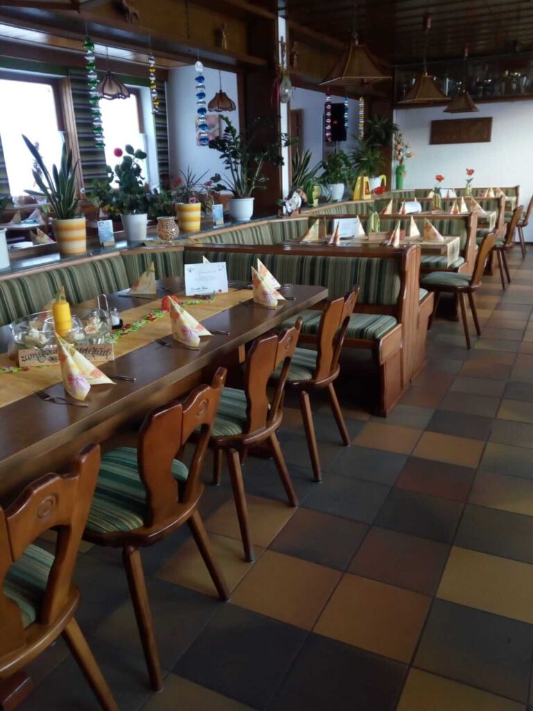 Blick auf die Gaststube